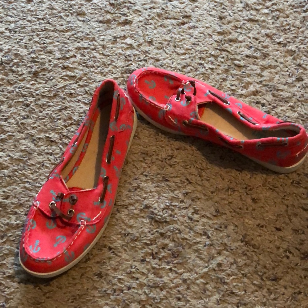 Anchor print shoes